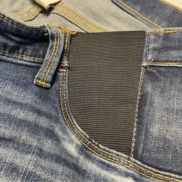 Liz Lange Maternity Medium Ankle Skinny Distressed Blue Jeans PRELOVED - Picture 4 of 12